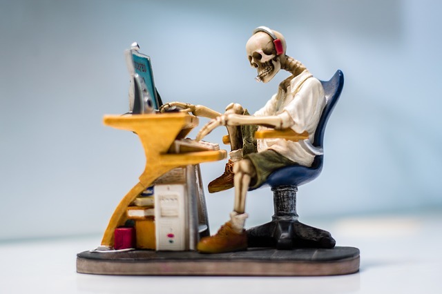 Skeleton on computer